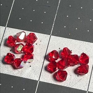 V Swarovski AB 6mm Light Siam Bicone (8)